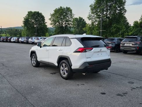 Used 2024 Toyota RAV4 XLE AWD/4WD image 6