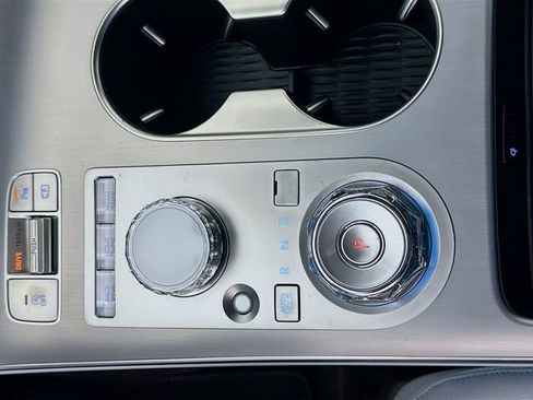 New 2026 Genesis GV70 2.5T Advanced image 15