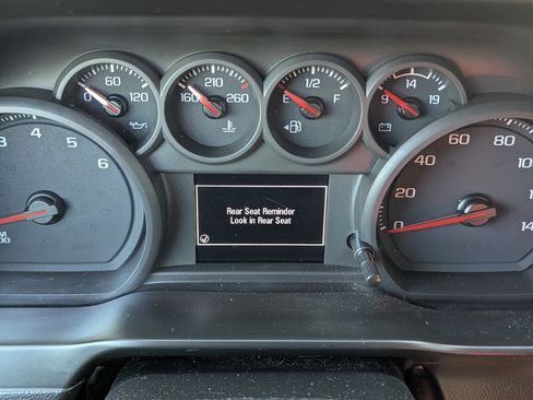 Used 2021 Chevrolet Silverado 1500 Custom image 39