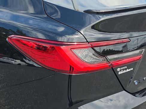 Used 2025 Toyota Camry XSE FWD image 32