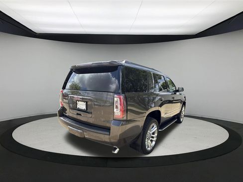 Used 2020 GMC Yukon SLT w/ Premium Edition AWD/4WD image 5