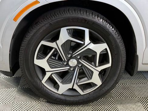 Used 2022 Hyundai Palisade Calligraphy image 9