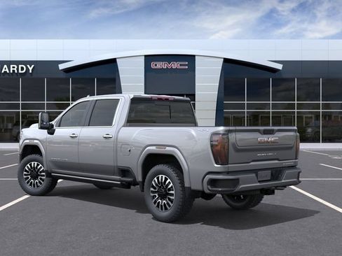 New 2026 GMC Sierra 2500 Denali Ultimate AWD/4WD image 3