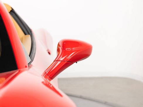 Used 2014 Ferrari 458 Spider RWD image 35