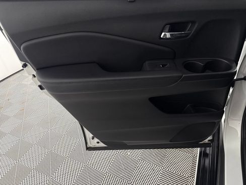 Used 2020 Honda Pilot EX-L image 11
