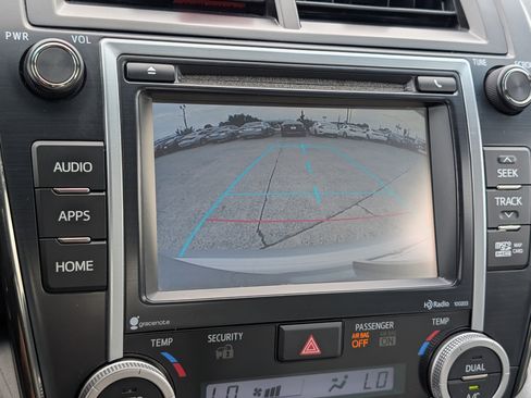 Used 2014 Toyota Camry XLE w/ Leather Package FWD image 20