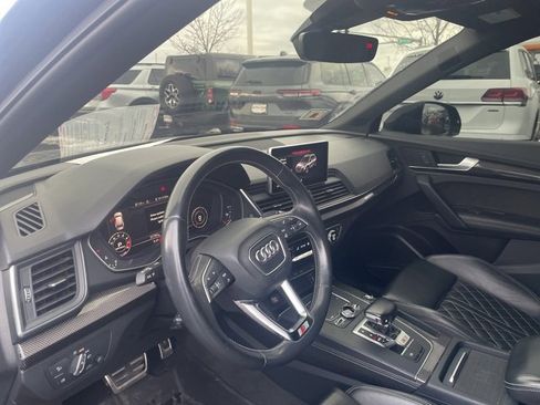 Used 2019 Audi SQ5 Premium Plus w/ Premium Plus Package image 9