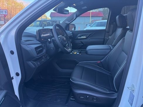 New 2026 Chevrolet Silverado EV LT image 8