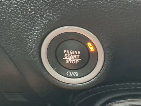 Used 2019 Dodge Challenger R/T Scat Pack image 27