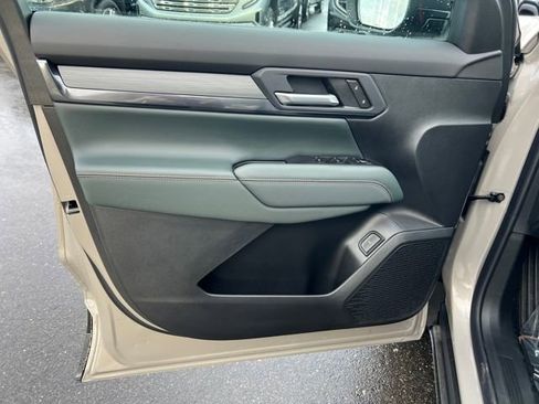 New 2026 GMC Terrain AT4 image 10