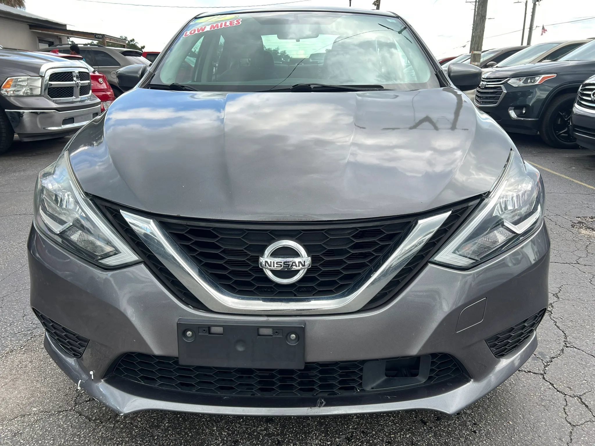 Used 2019 Nissan Sentra SV FWD image 3