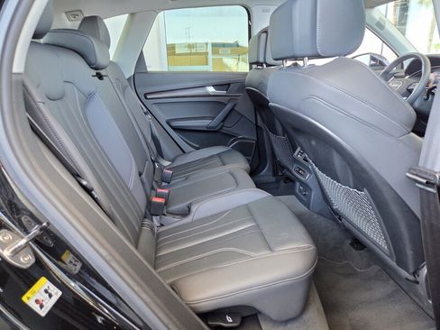 Used 2023 Audi Q5 e Premium Plus w/ Premium Plus Package AWD/4WD image 18