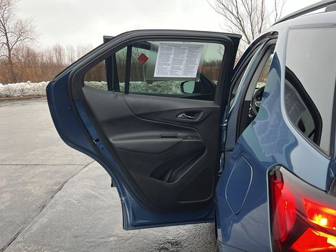 Used 2024 Chevrolet Equinox LT image 34