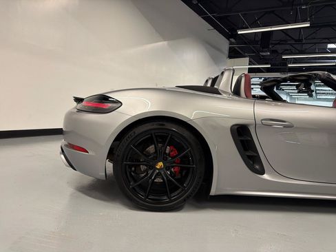 Used 2018 Porsche 718 Boxster GTS RWD image 9