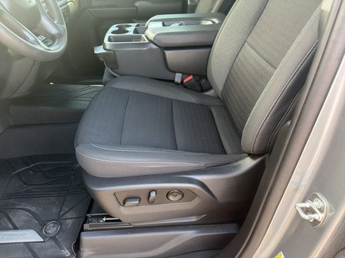 Used 2023 Chevrolet Silverado 1500 Custom w/ LPO, Dark Essentials Package AWD/4WD image 13