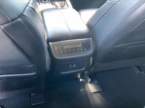 Certified 2023 Nissan Pathfinder SL w/ SL Premium Package AWD/4WD image 33