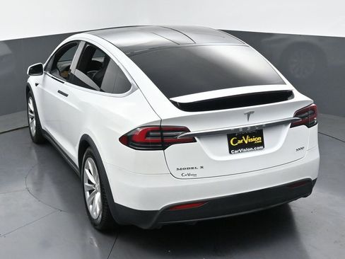 Used 2019 Tesla Model X 100D image 42