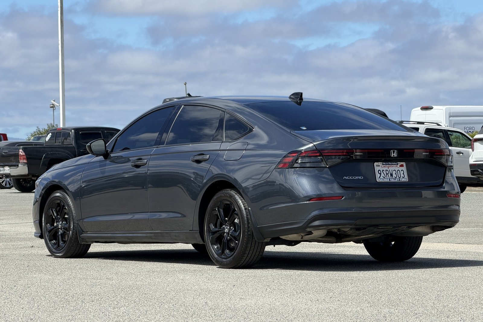 Used 2025 Honda Accord SE image 6