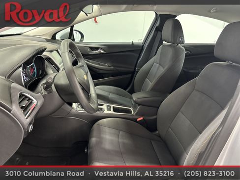 Used 2018 Chevrolet Cruze LS image 16