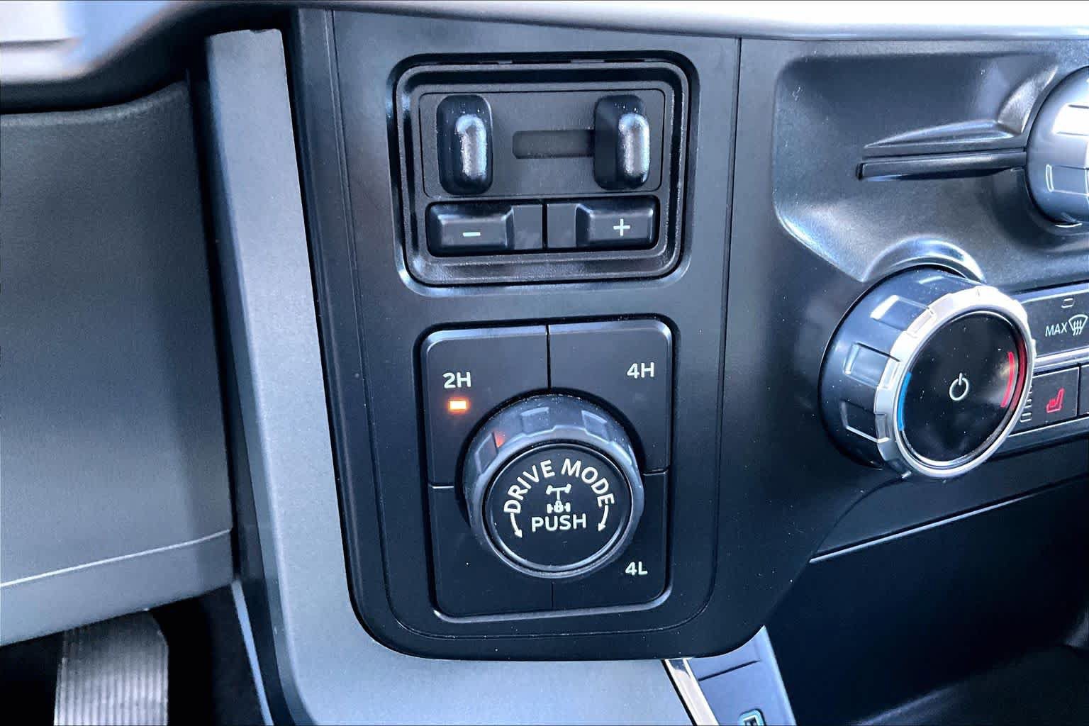Used 2022 Ford F150 XLT w/ Equipment Group 302A High AWD/4WD image 32