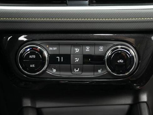 Used 2025 Chevrolet TrailBlazer ACTIV w/ Convenience Package image 37