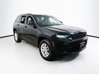 Used 2023 Jeep Grand Cherokee Laredo w/ Luxury Tech Group I