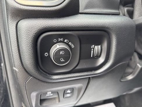 Used 2020 RAM 1500 Sport w/ Level 2 Equipment Goup w/2_L image 28