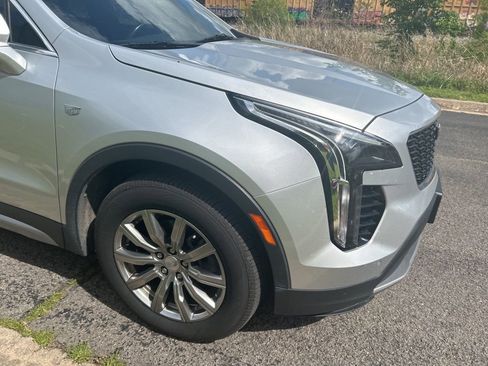 Used 2022 Cadillac XT4 Premium Luxury w/ Safety Alert Package image 4