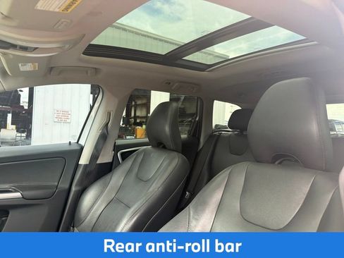 Used 2016 Volvo XC60 T6 w/ Proximity Package AWD/4WD image 31