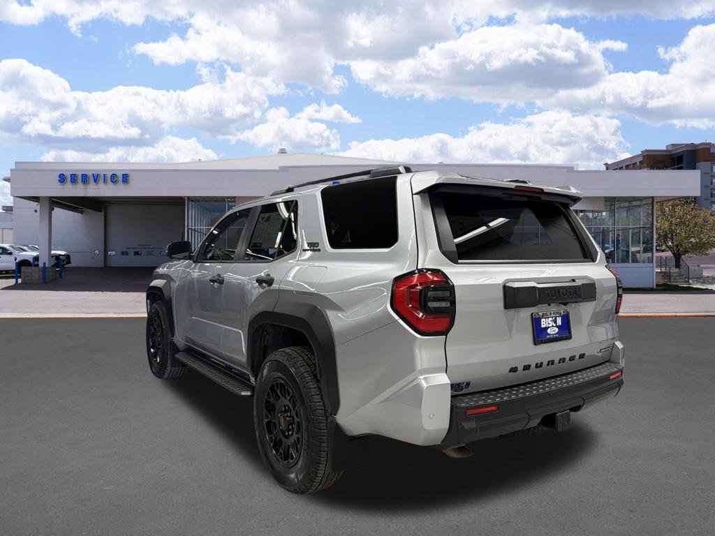 Used 2025 Toyota 4Runner TRD Off-Road Premium AWD/4WD image 5