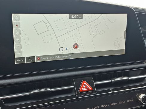 New 2025 Kia Niro Wind w/ Wind Preserve Package image 11