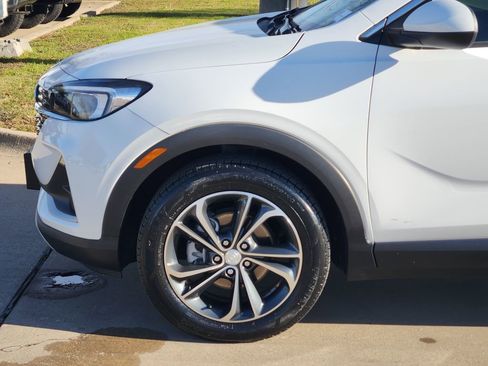 Used 2022 Buick Encore GX Select image 10
