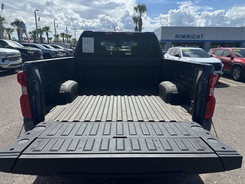 Used 2024 Chevrolet Silverado 1500 RST AWD/4WD image 23