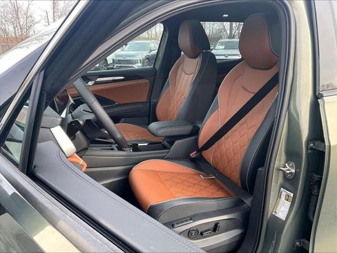 New 2026 Volkswagen Tiguan SEL R-Line image 10