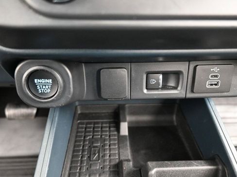 Used 2025 Ford Maverick Lariat AWD/4WD image 18