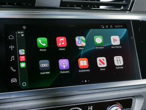Used 2024 Audi Q3 2.0T Premium Plus image 14