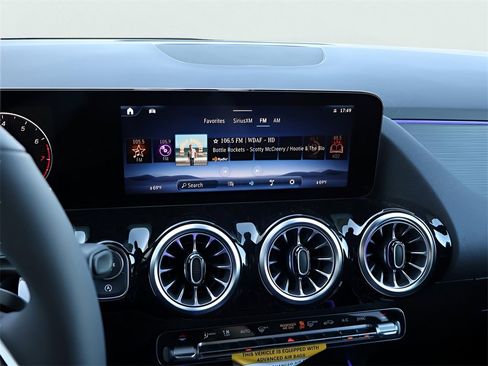 New 2026 Mercedes-Benz GLA 250 4MATIC image 22