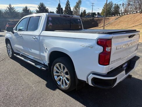 Used 2022 Chevrolet Silverado 1500 High Country w/ Technology Package image 5