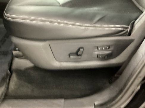 Used 2012 RAM 1500 Laramie image 16