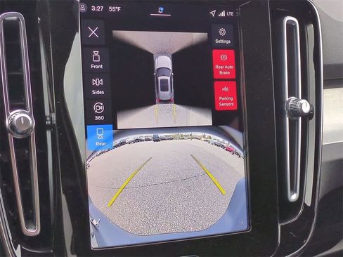 New 2026 Volvo XC40 B5 Ultra w/ Protection Package Premier image 29