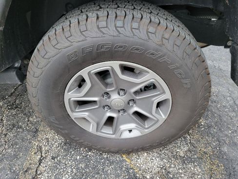 Used 2018 Jeep Wrangler Rubicon image 13