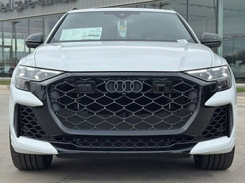 New 2026 Audi RS Q8 performance image 2