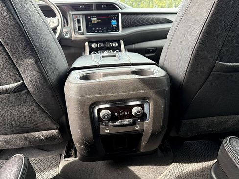 Used 2023 GMC Yukon Denali image 20