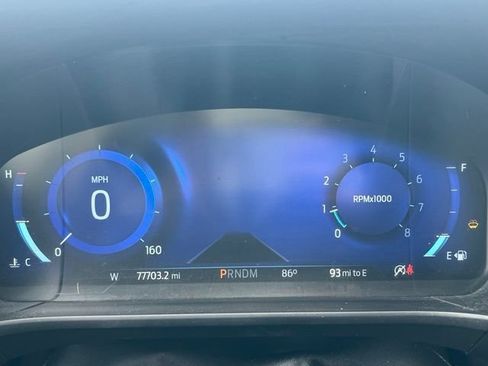 Used 2020 Ford Escape Titanium w/ Titanium Premium Package 2.0 AWD/4WD image 24