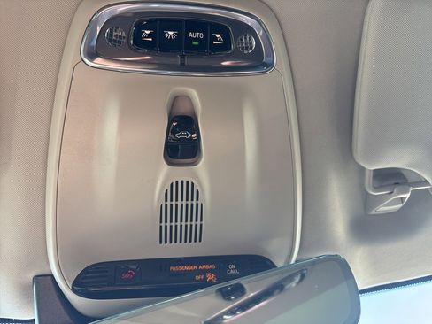 Certified 2022 Volvo XC90 T8 Inscription Expression w/ Climate Package image 26