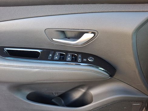 Certified 2024 Hyundai Tucson Limited image 12