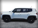 Used 2023 Jeep Renegade Latitude image 4