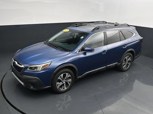 Used 2020 Subaru Outback Limited w/ Popular Package #2 AWD/4WD image 29
