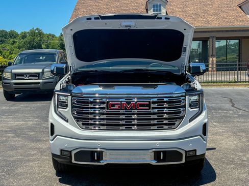 Used 2025 GMC Sierra 1500 Denali w/ Denali Reserve Package AWD/4WD image 37