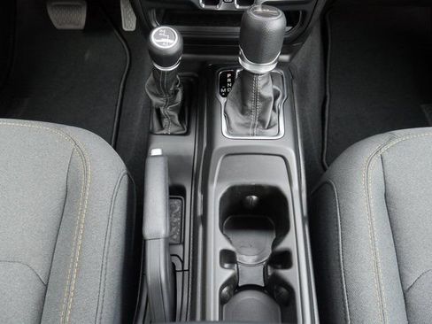 New 2026 Jeep Gladiator Sport image 17